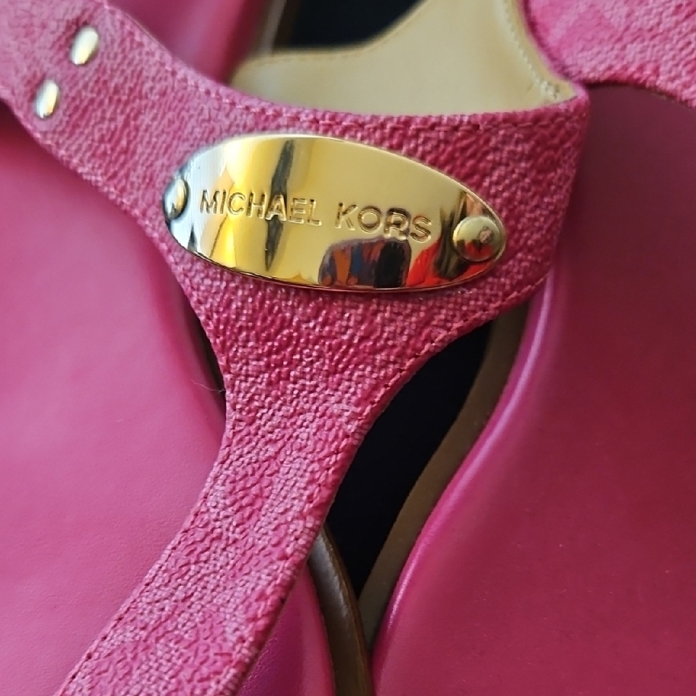 Michael Kors Coral Pink T-Strap Sandals with Gold Accents - Picture 2 of 7